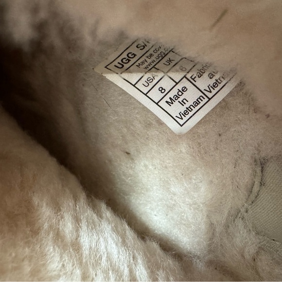 UGG Scuffette II Regenerate Slippers - Picture 6 of 9